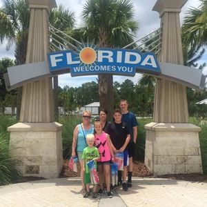 Meet your Posher, Eva